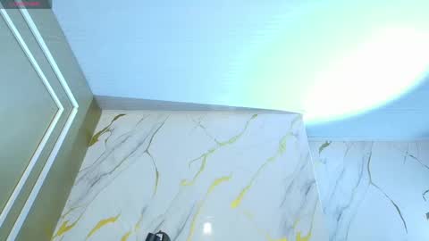 Snapshot of angeles_azul chatting on 05/26/26, 01:51 angel online show from 05/26/26, 01:51