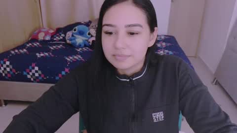 Snapshot of angeleslinda chatting on 12/08/24, 06:17 anastasia online show from 12/08/24, 06:17