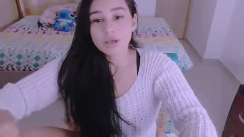 Snapshot of angeleslinda chatting on 12/16/24, 06:27 anastasia online show from 12/16/24, 06:27