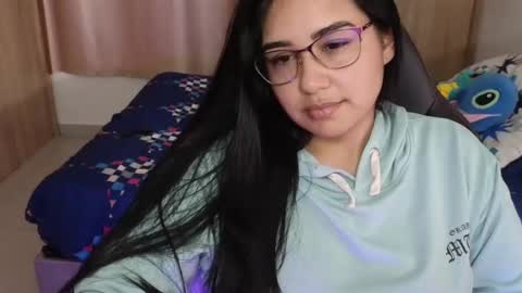 Snapshot of angeleslinda chatting on 03/03/25, 08:11 anastasia online show from 03/03/25, 08:11