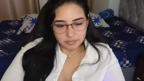 Snapshot of angeleslinda chatting on 03/04/25, 07:01 anastasia online show from 03/04/25, 07:01