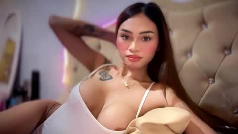 Snapshot of angelfabxx chatting on 12/20/25, 08:49 AngelFabxx online show from 12/20/25, 08:49