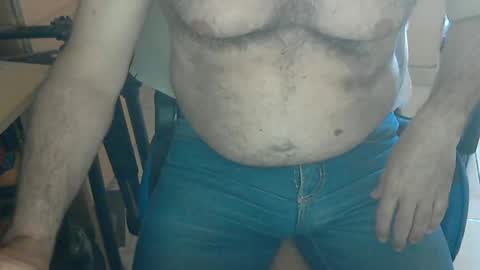 Snapshot of angelgarcia269 chatting on 01/03/25, 05:53 angelgarcia269 online show from 01/03/25, 05:53