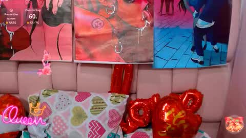 Snapshot of angelhotlatina18 chatting on 02/18/26, 11:50 angel online show from 02/18/26, 11:50