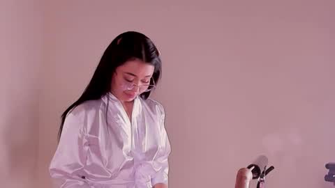 Snapshot of angeli__wu chatting on 03/02/25, 09:53 Angeli online show from 03/02/25, 09:53