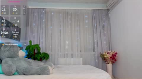 Snapshot of angeli_eyes chatting on 10/17/25, 03:47 Ksenia online show from 10/17/25, 03:47