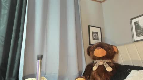 Snapshot of angeli_sexi chatting on 01/16/26, 12:36 Carolina online show from 01/16/26, 12:36