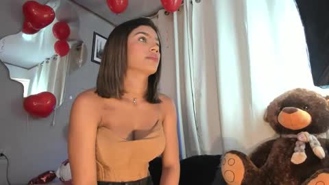 Snapshot of angeli_sexi chatting on 02/16/26, 12:18 Carolina online show from 02/16/26, 12:18