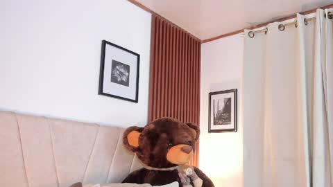 Carolina online show from 04/02/26, 01:36