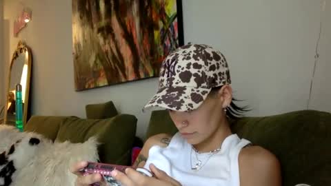 Snapshot of angelia01m chatting on 09/14/25, 09:25 angelia01m online show from 09/14/25, 09:25