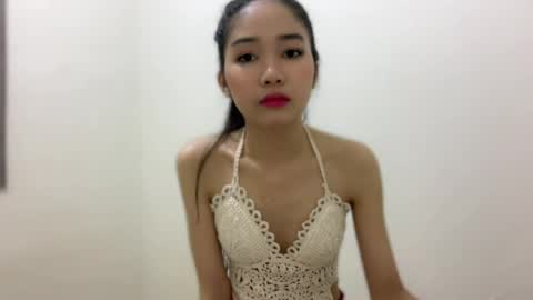Snapshot of angelic_slutt chatting on 06/18/26, 10:19 angelic_slutt online show from 06/18/26, 10:19