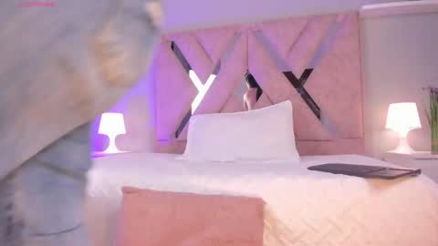 Snapshot of angelica_cross chatting on 11/13/25, 08:08 Angelica Cross online show from 11/13/25, 08:08