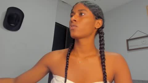 Snapshot of angelica_sexy1 chatting on 09/26/25, 08:13 angelica_sexy1 online show from 09/26/25, 08:13