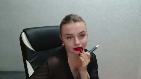 Snapshot of angelicablanch chatting on 09/25/25, 08:23 angelicablanch online show from 09/25/25, 08:23