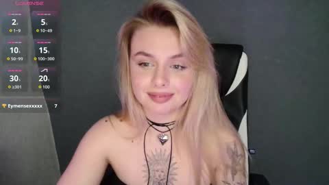 Snapshot of angelicablanch chatting on 10/02/25, 08:49 angelicablanch online show from 10/02/25, 08:49