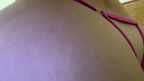 Snapshot of angelicalexa chatting on 10/19/25, 05:35 angelicalexa online show from 10/19/25, 05:35