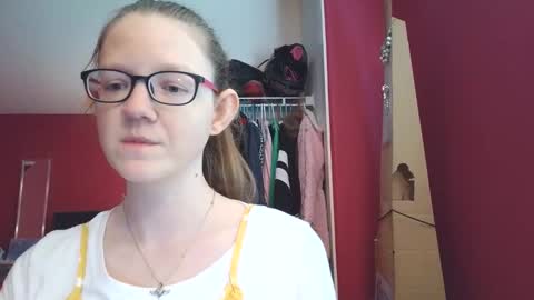 AngelicAngel online show from 12/17/25, 05:52