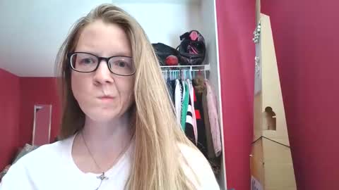AngelicAngel online show from 04/28/26, 08:47