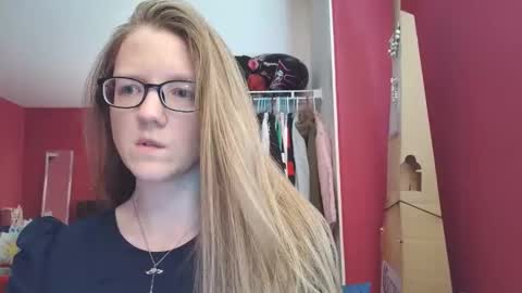 AngelicAngel online show from 05/18/26, 07:41