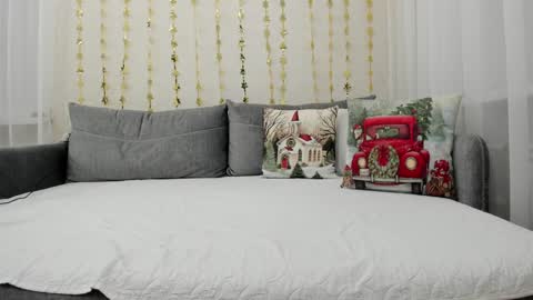 Snapshot of angelicarai chatting on 12/01/24, 04:29 Angelica Rai online show from 12/01/24, 04:29