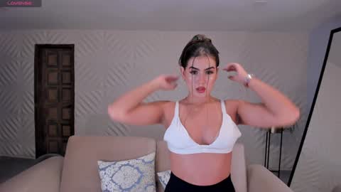 Snapshot of angelicavega_ chatting on 01/13/25, 06:59 Angelica Vega online show from 01/13/25, 06:59