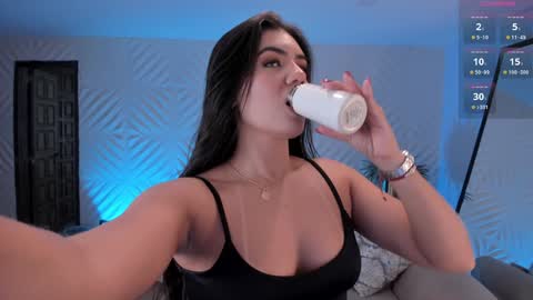 Snapshot of angelicavega_ chatting on 01/24/25, 06:04 Angelica Vega online show from 01/24/25, 06:04