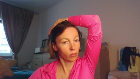 Snapshot of angelicfenix chatting on 04/01/26, 12:06 angelicfenix online show from 04/01/26, 12:06