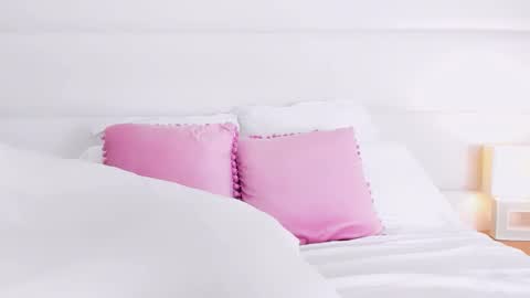 Angelic online show from 02/04/26, 02:50