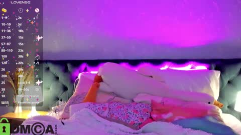 Snapshot of angelika_cute_ chatting on 09/17/25, 11:50 Angelika online show from 09/17/25, 11:50