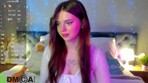 Snapshot of angelika_cute_ chatting on 09/29/25, 11:53 Angelika online show from 09/29/25, 11:53