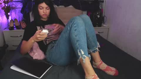 Snapshot of angelika_rouge chatting on 09/18/25, 03:58 Angelika Rouge online show from 09/18/25, 03:58