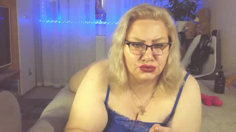 AngelinaGlam online show from 12/14/24, 11:07