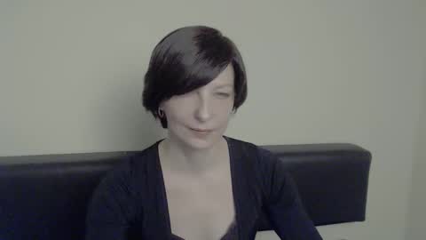 Snapshot of angelinalov_ chatting on 02/06/25, 10:59 Angelina online show from 02/06/25, 10:59