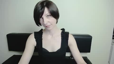 Snapshot of angelinalov_ chatting on 02/14/25, 11:42 Angelina online show from 02/14/25, 11:42