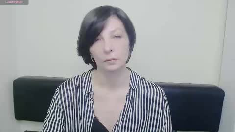 Snapshot of angelinalov_ chatting on 02/25/25, 07:31 Angelina online show from 02/25/25, 07:31