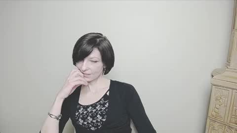 Snapshot of angelinalov_ chatting on 02/27/25, 01:28 Angelina online show from 02/27/25, 01:28