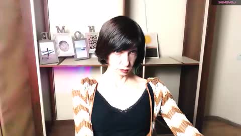 Snapshot of angelinalov_ chatting on 10/30/25, 08:16 Angelina online show from 10/30/25, 08:16