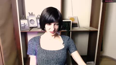 Snapshot of angelinalov_ chatting on 11/03/25, 07:42 Angelina online show from 11/03/25, 07:42