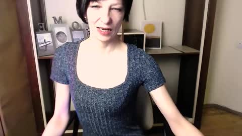 Snapshot of angelinalov_ chatting on 11/20/25, 09:20 Angelina online show from 11/20/25, 09:20