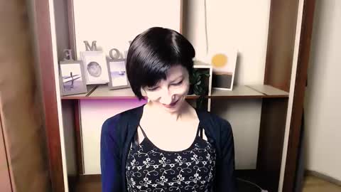 Snapshot of angelinalov_ chatting on 11/24/25, 07:41 Angelina online show from 11/24/25, 07:41