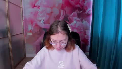 AngelinaLow online show from 03/12/25, 06:40