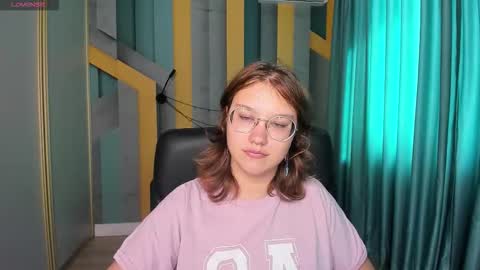 AngelinaLow online show from 09/15/25, 11:21