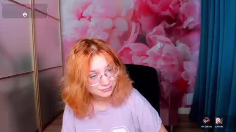 AngelinaLow online show from 12/20/25, 07:15