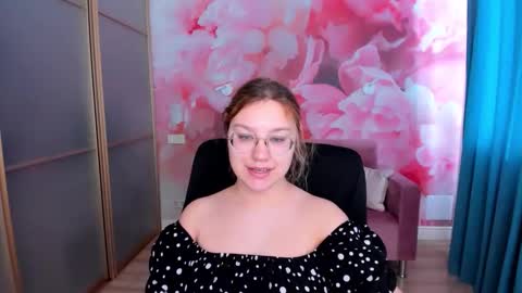 AngelinaLow online show from 03/01/26, 06:26