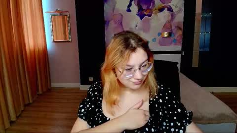 AngelinaLow online show from 03/03/26, 12:22