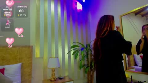 Snapshot of angelinarouse_ chatting on 10/13/25, 03:28 angelinarouse_ online show from 10/13/25, 03:28