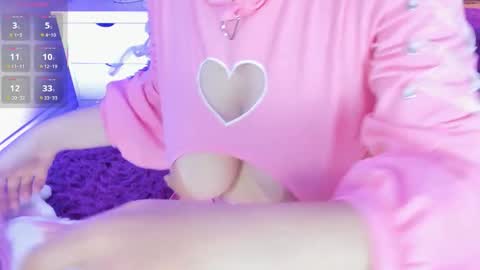 Snapshot of angeline__cute chatting on 12/17/25, 12:44 angeline online show from 12/17/25, 12:44