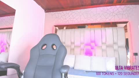 Snapshot of angelineheet chatting on 01/08/25, 04:12 Angeline Heet online show from 01/08/25, 04:12