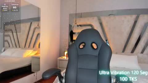 Angeline Heet online show from 11/13/25, 04:00