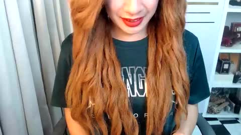 Snapshot of angelinnaxxx chatting on 05/02/26, 05:12 Anglina online show from 05/02/26, 05:12